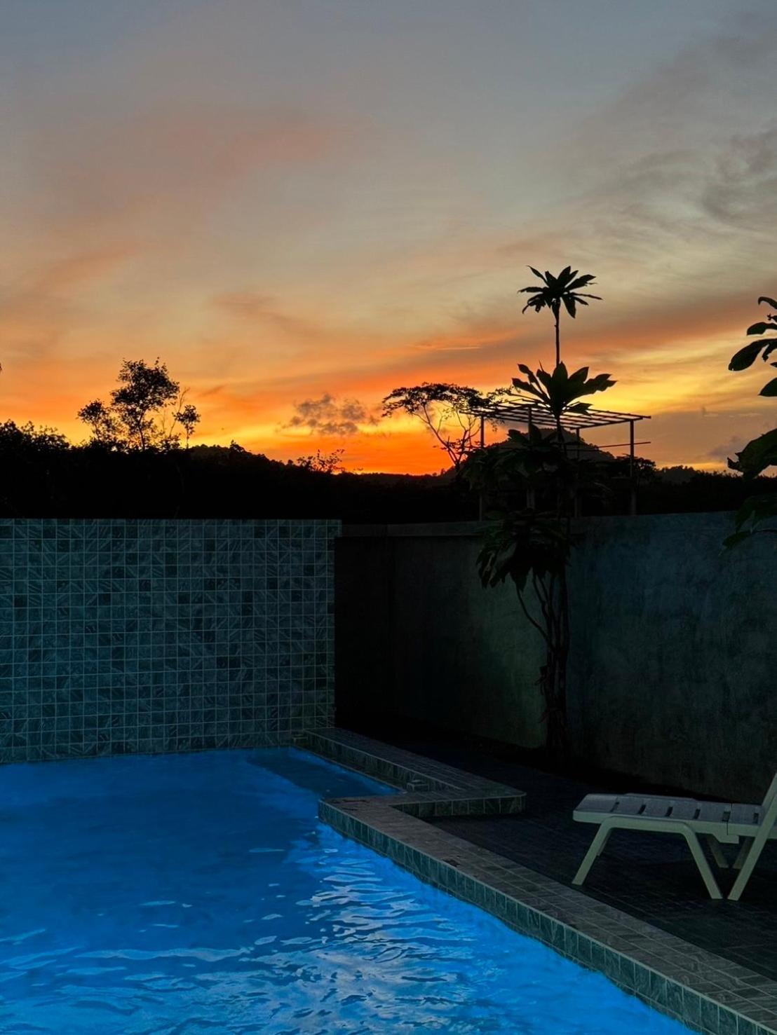 Sun Ray Private Pool 3 Bed * Ao Nang